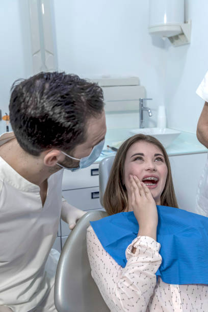 Best Weekend Emergency Dentist in La Joya, TX